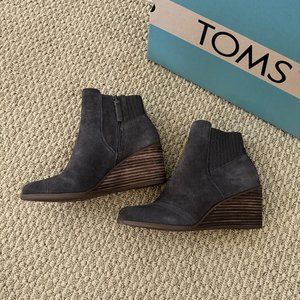 Tom’s Sadie Pavement Grey Suede Ankle Boots 7